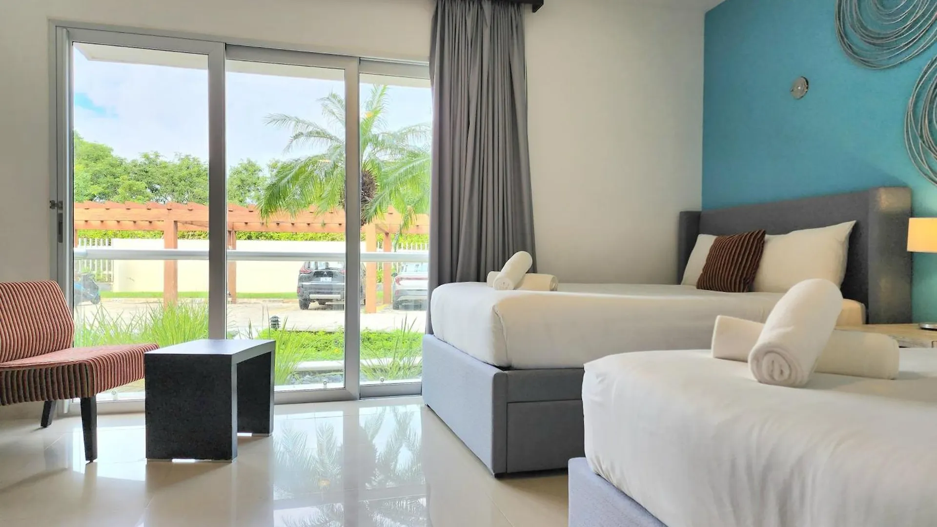 פלאייה דל כרמן Mareazul Lovely Swim-Up Family Apartment And Beach Club