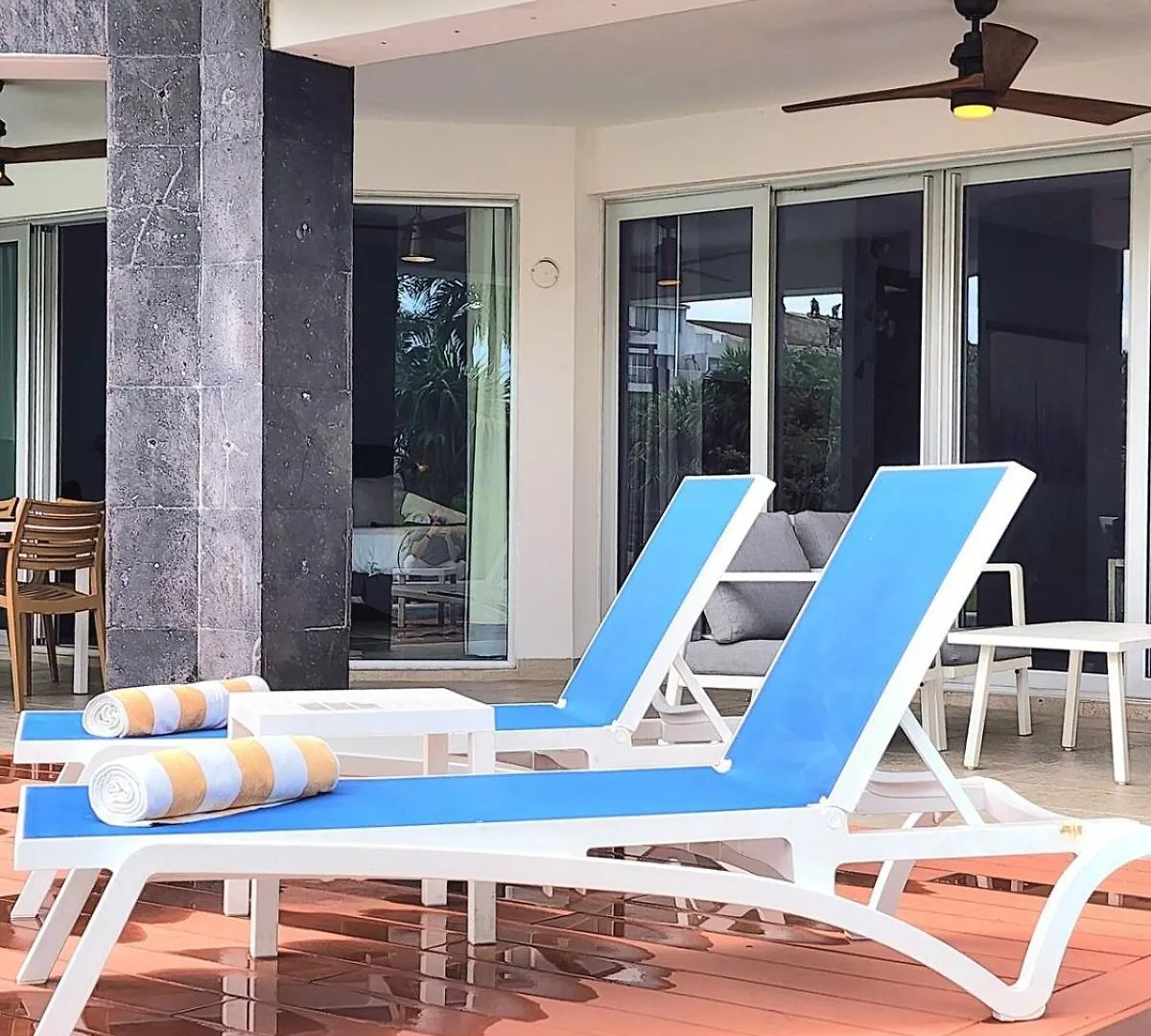 פלאייה דל כרמן Mareazul Lovely Swim-Up Family Apartment And Beach Club מקסיקו