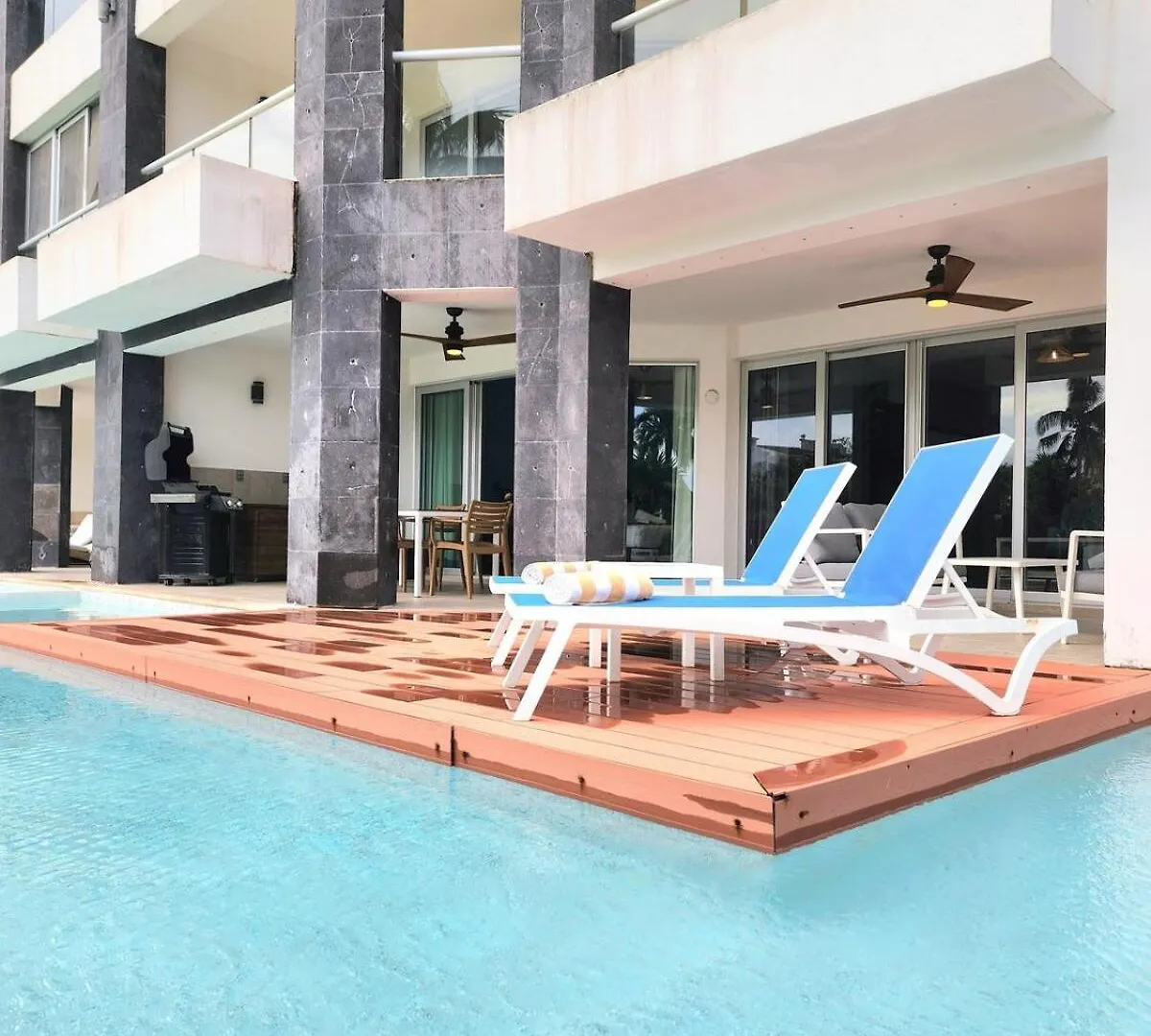 פלאייה דל כרמן Mareazul Lovely Swim-Up Family Apartment And Beach Club 0*, פלאייה דל כרמן מקסיקו