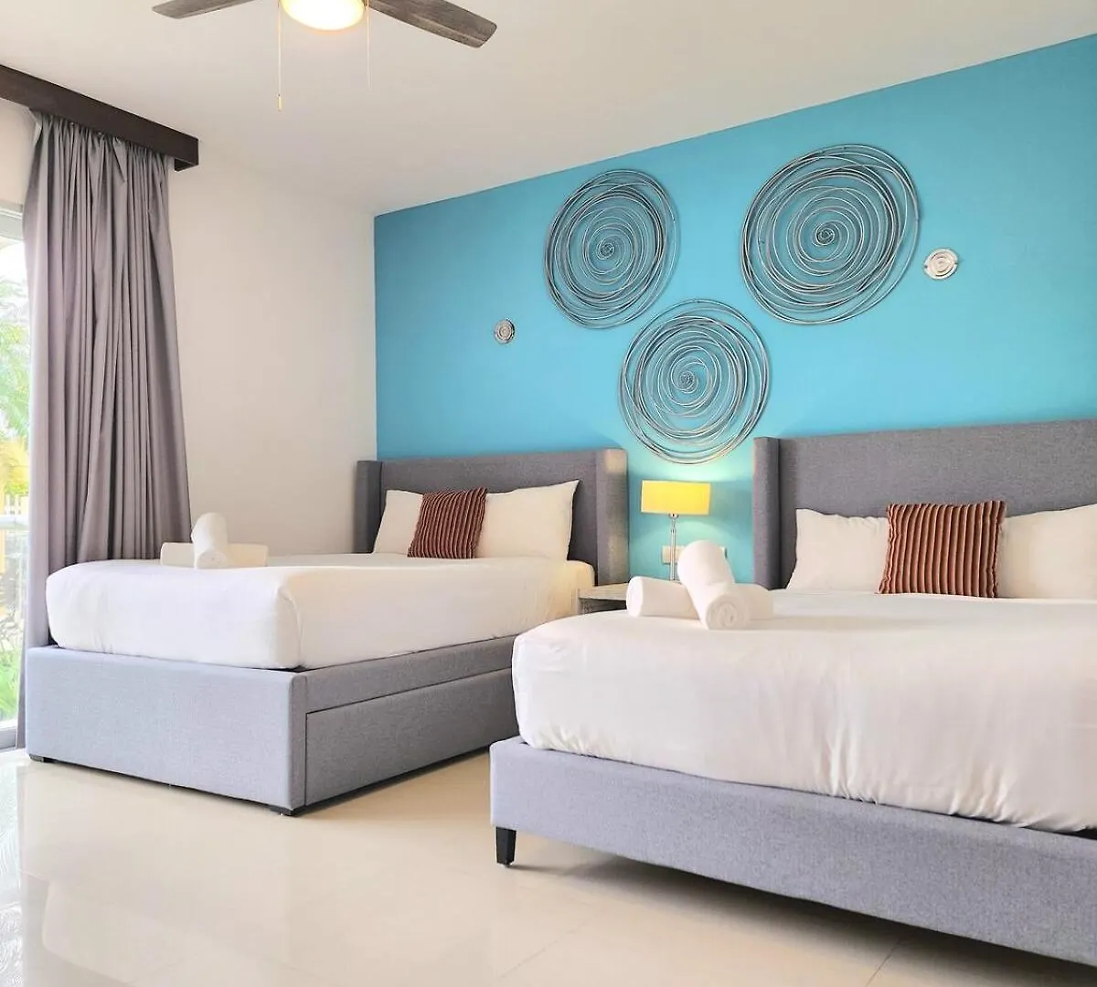 Mareazul Lovely Swim-Up Family Apartment And Beach Club Playa del Carmen Meksyk